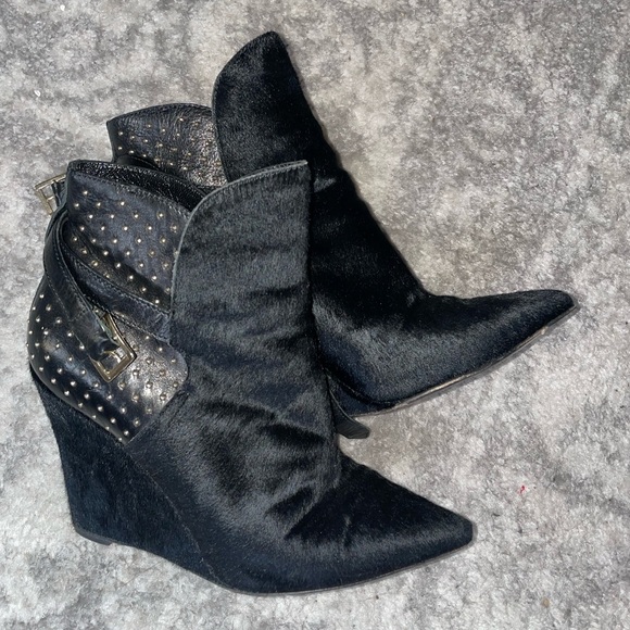 Black fur Burberry prorsum boots size 6.5 - Picture 4 of 10